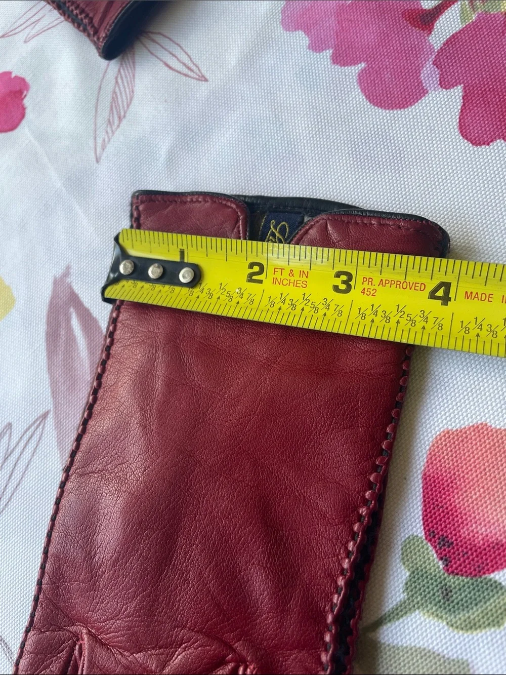 Luciano Italian Red Leather Women’s Gloves Cashmere Lined Size 7 EUC